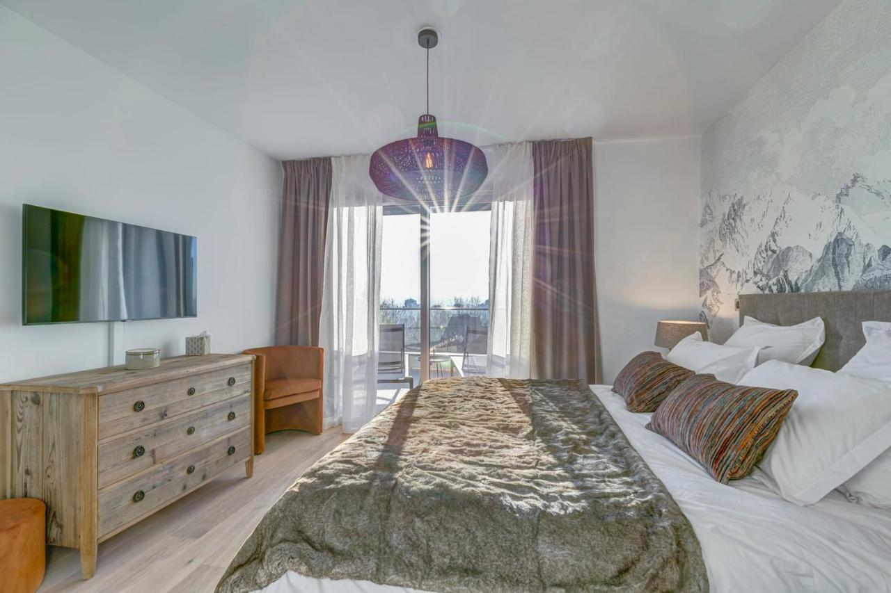 Serenity - 3 Bedroom Top Floor Apartment Parking & Lake View Terrace Annecy Exterior photo